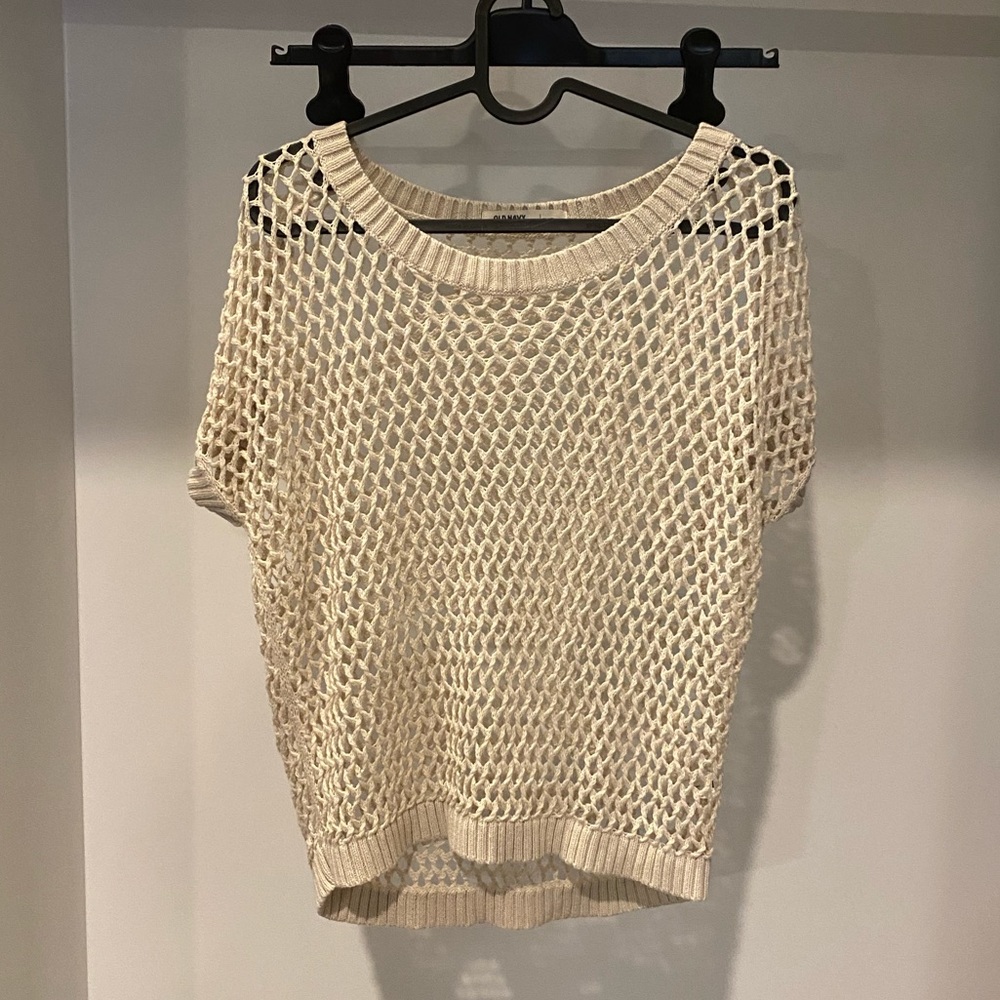 Cream knit hole top